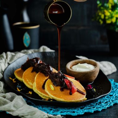 Buttermilk Pancakes with Maple Syrup Apples 2 eiliv sonas aceron 1465222 unsplash 1