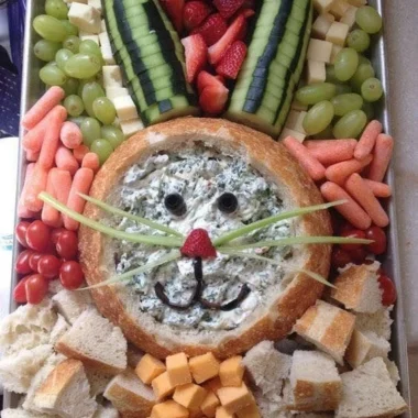 Bunny veggie plate 1 Colorful bunny veggie plate with fresh vegetables and healthy dips for kids